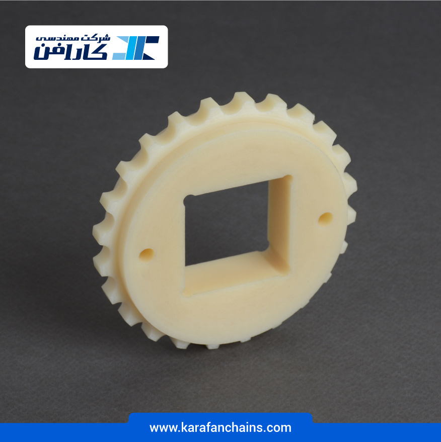چرخ زنجیر گام 1/2 اینچ 24 دندانه، قطر 97 میلیمتر با سوراخ 40x40 میلیمتر و ضخامت دنده 8 میلیمتر در کارافن