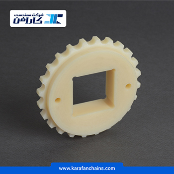 چرخ زنجیر گام 1/2 اینچ 24 دندانه، قطر 97 میلیمتر با سوراخ 40x40 میلیمتر و ضخامت دنده 8 میلیمتر در کارافن